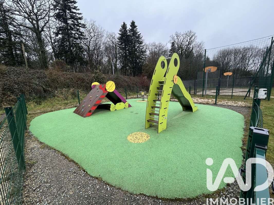 Photo 7 - Maison à LE TRONCHET