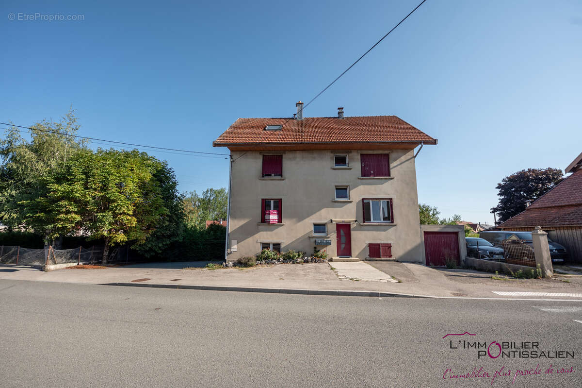 Frasne : t3 avec garage - photo 25