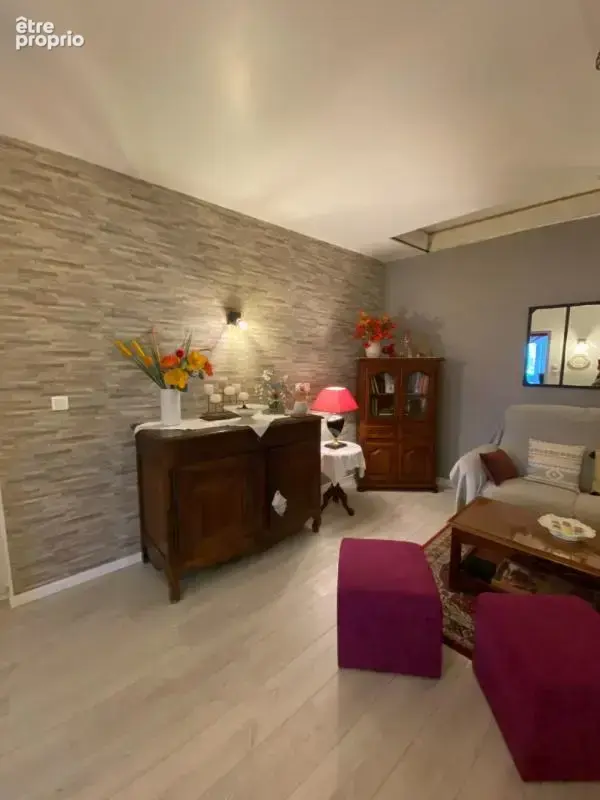 Charras - Maison 131 m² avec grange située sur une impasse - photo 14