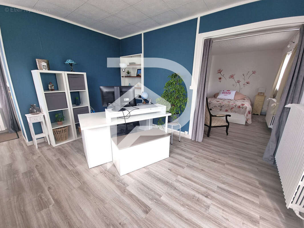 Maison à VILLIERS-EN-DESOEUVRE