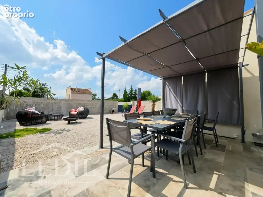Maison 5 pièces de 130 m² (15 - photo 2