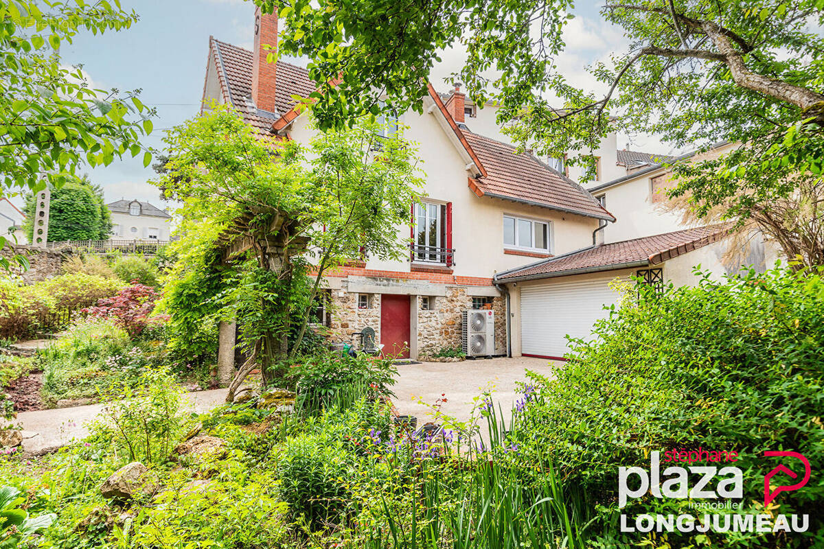 Maison à VILLEMOISSON-SUR-ORGE