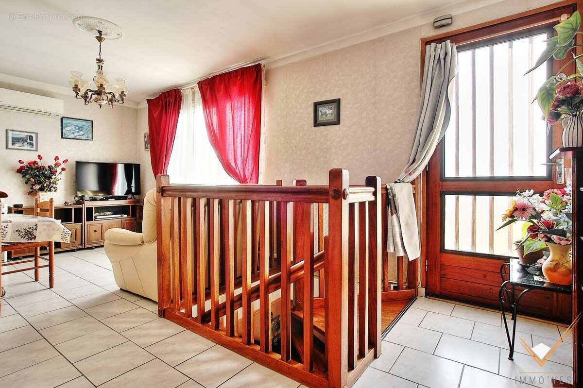 Maison à VILLENEUVE-TOLOSANE