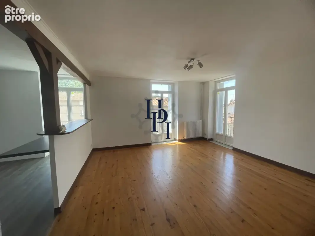 Appartement T3 centre-ville, Saint Affrique - photo 4