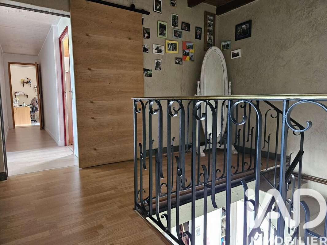 Photo 9 - Maison à SAINT-MEME-LES-CARRIERES