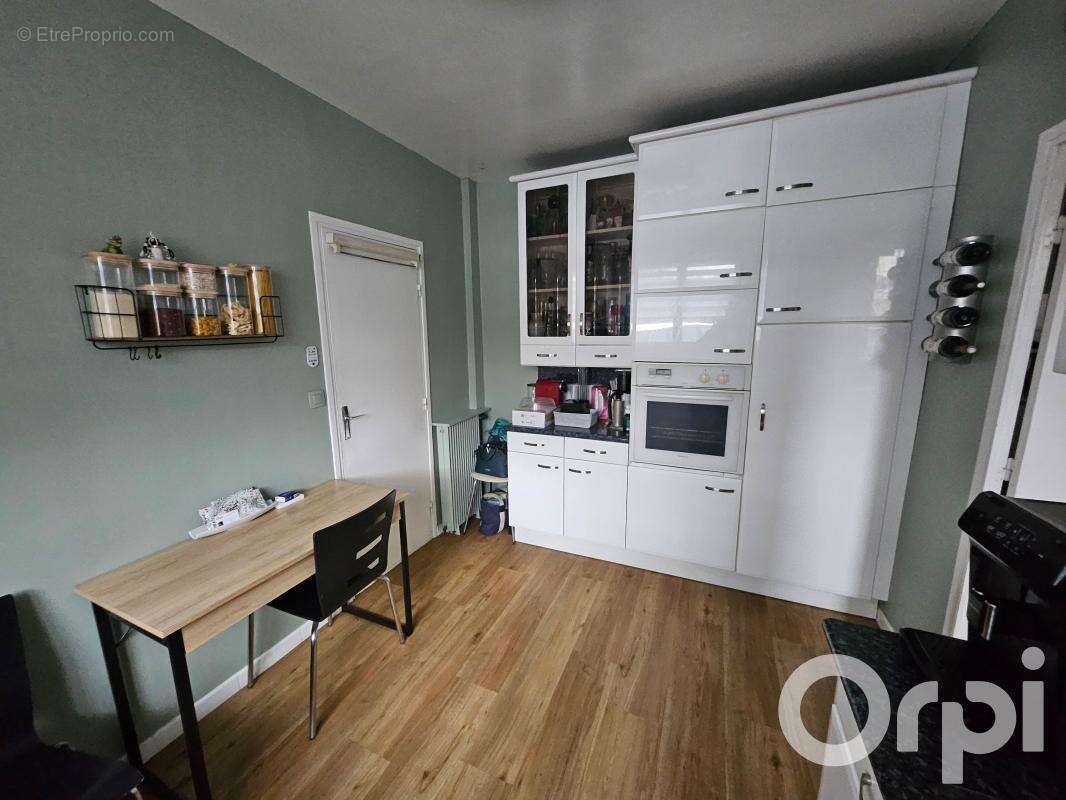 Maison à Vendre de 8 pièces à Longjumeau - photo 7