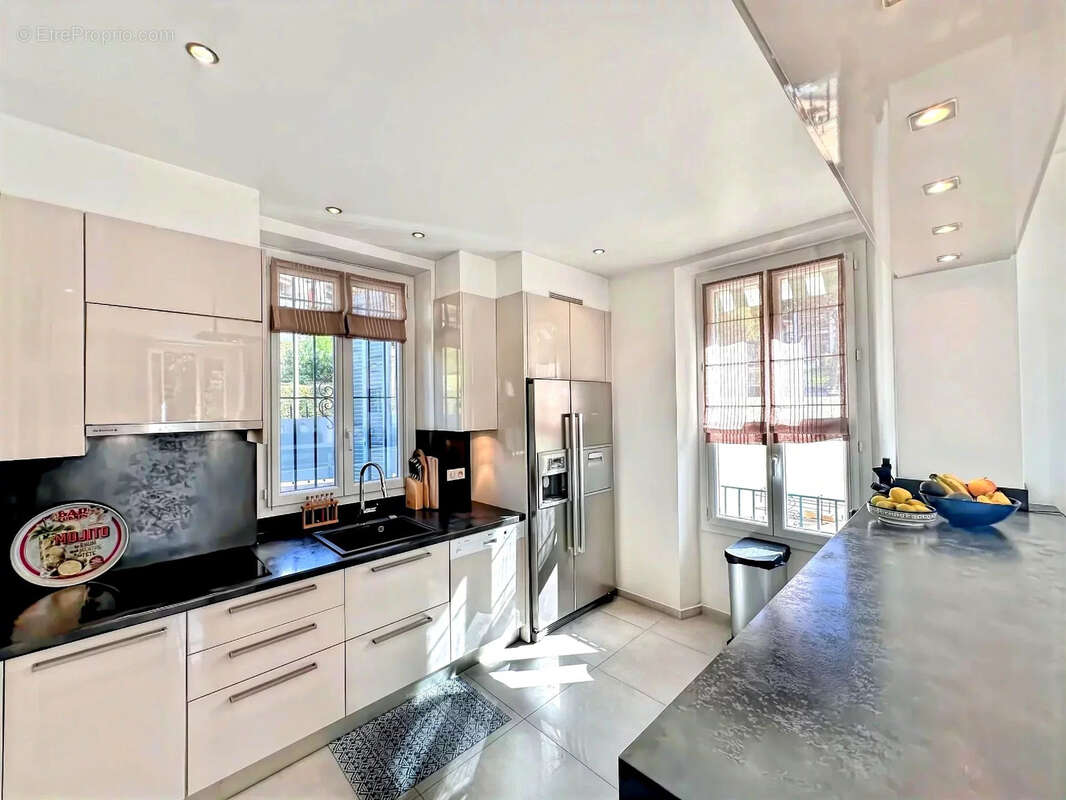 Appartement à LE CANNET