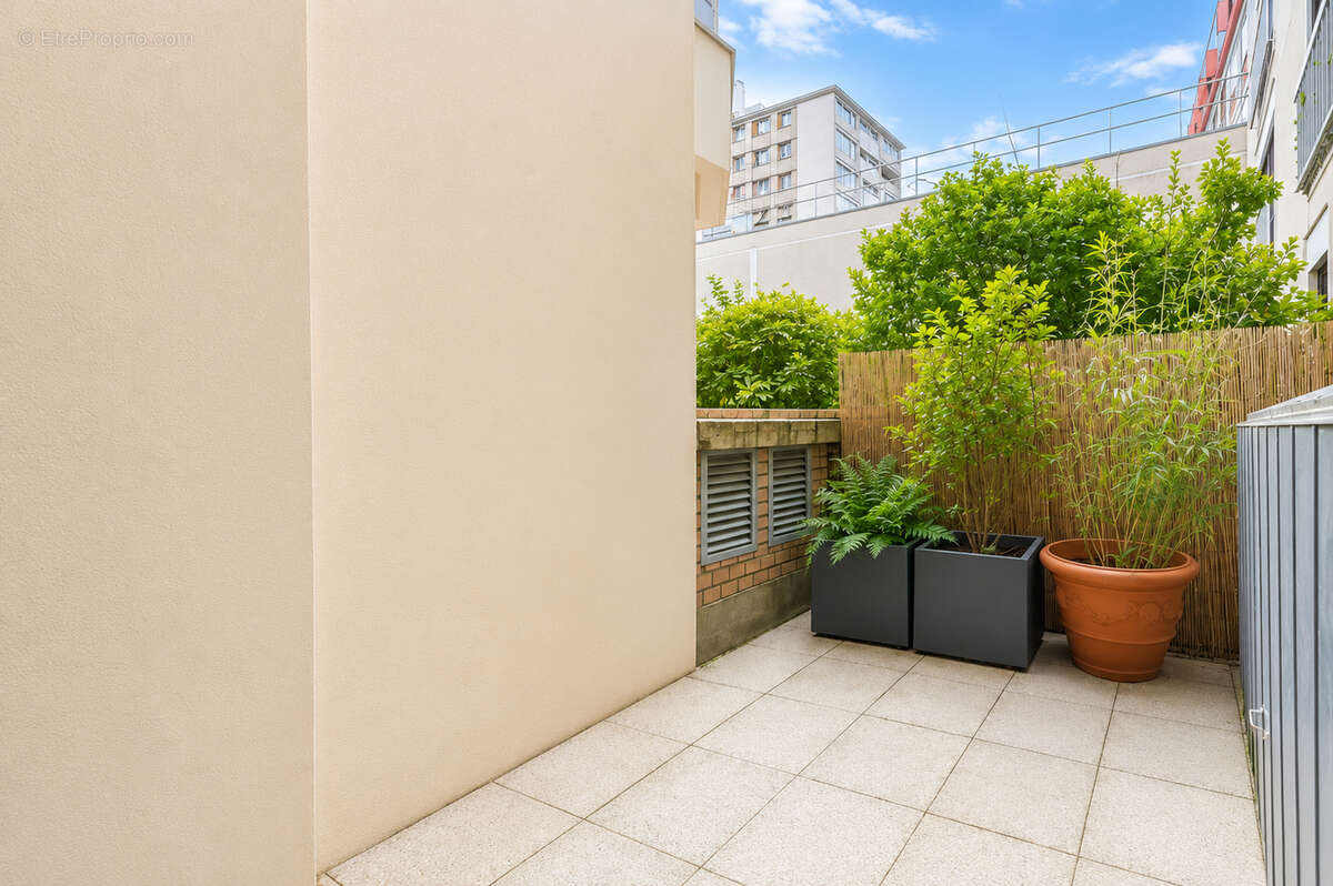 Appartement à PARIS-20E