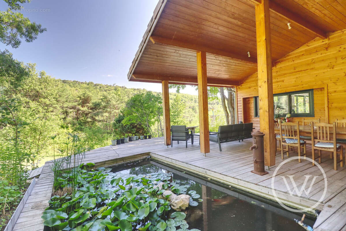 Maison 237 m² à La Baume-Cornillane  - photo 6
