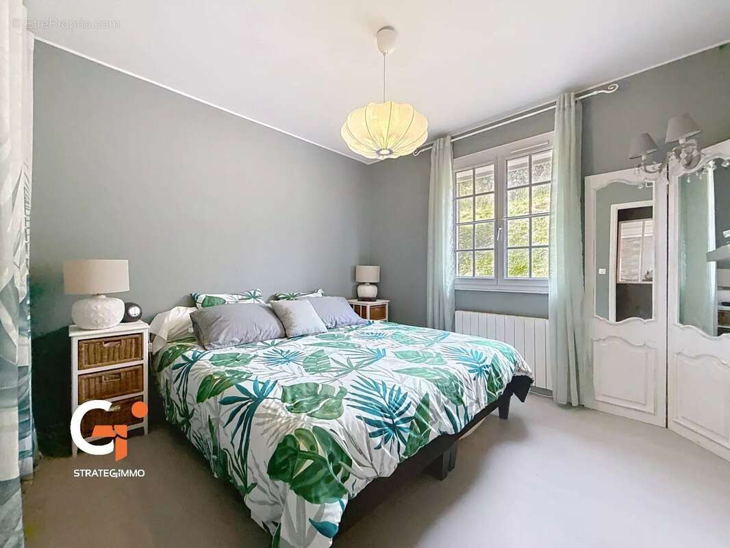 Maison à SAINT-PIERRE-DU-VAUVRAY