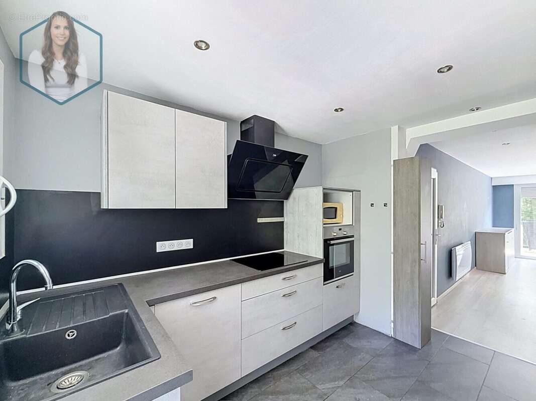 Appartement 77 m² à Billere  - photo 5