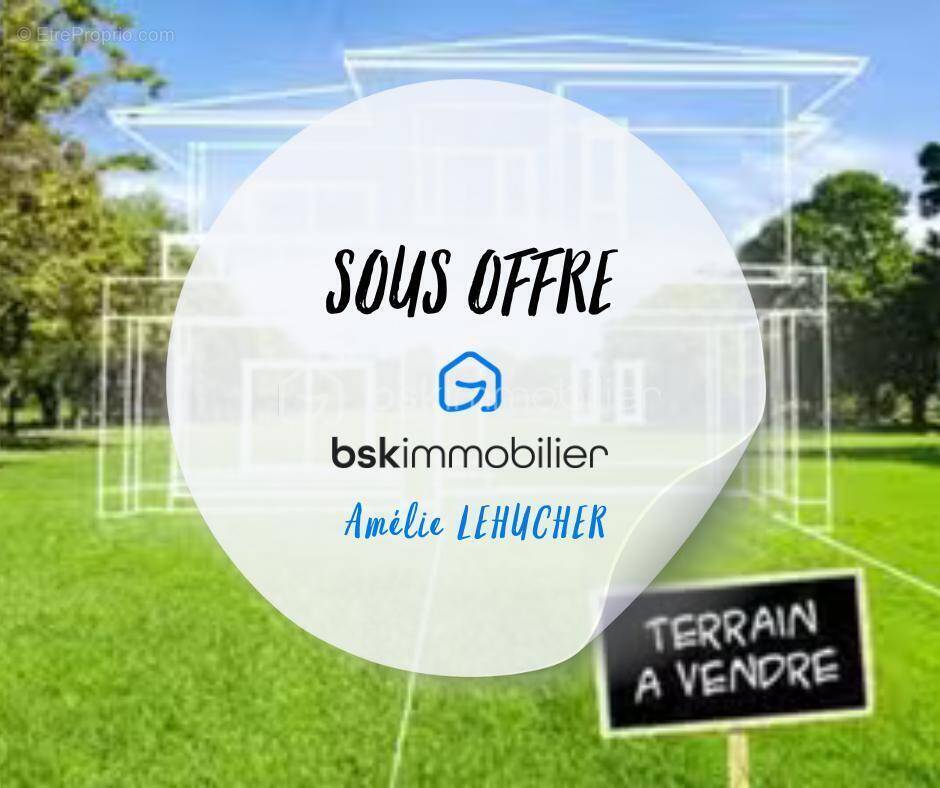 Terrain à SAINT-CYPRIEN