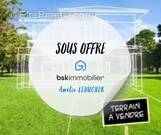 Terrain à SAINT-CYPRIEN