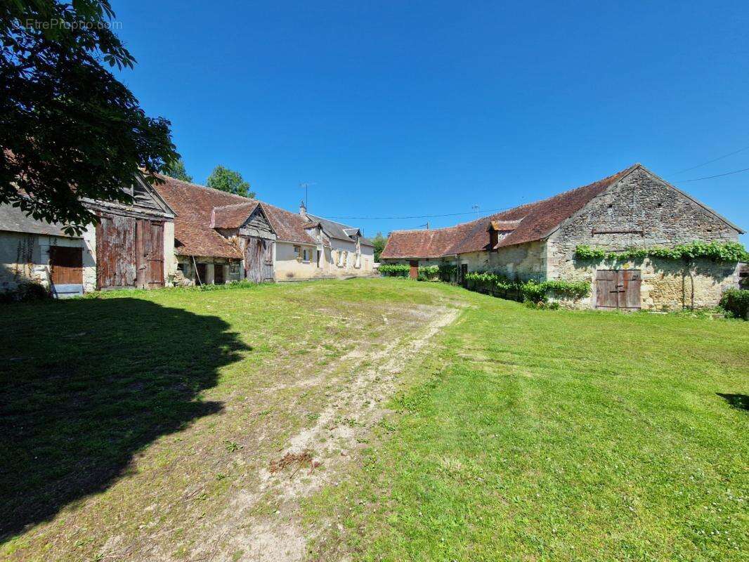 Ancien corps de ferme dans le lochois - photo 2
