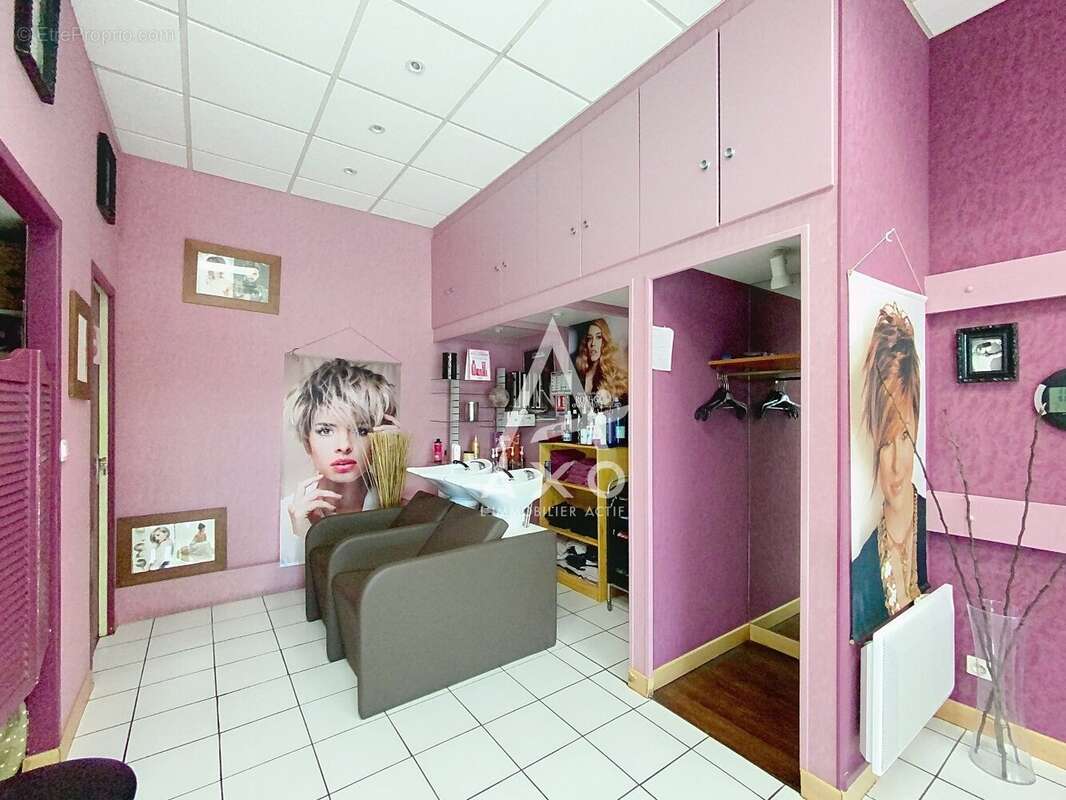 Commerce à POILLY-LEZ-GIEN