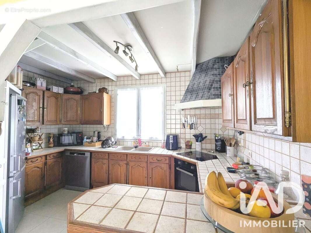 Maison 101 m² à Soignolles-En-Brie  - photo 7