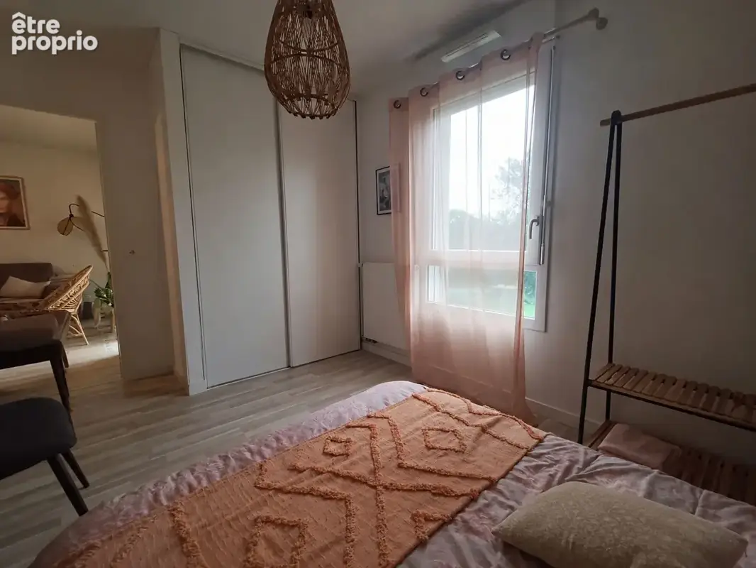 La Rochelle - Appartement T2 avec jardinet privatif de 105 m² - photo 4
