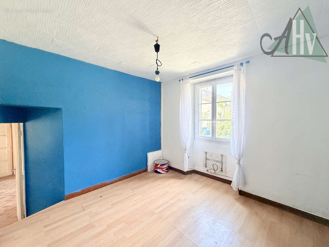 Maison à rénover - 95 m2 - Chalautre-la-Petite - photo 12