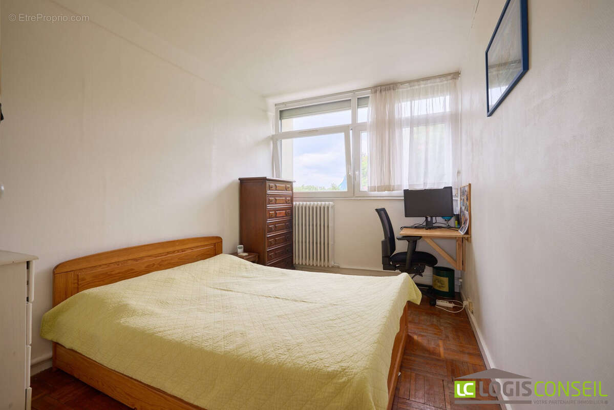 Appartement à BAGNEUX
