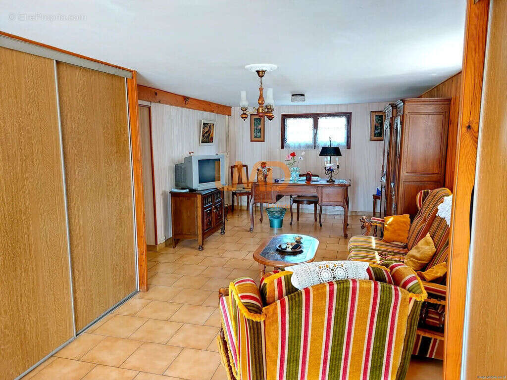 Maison à DONNEMARIE-DONTILLY