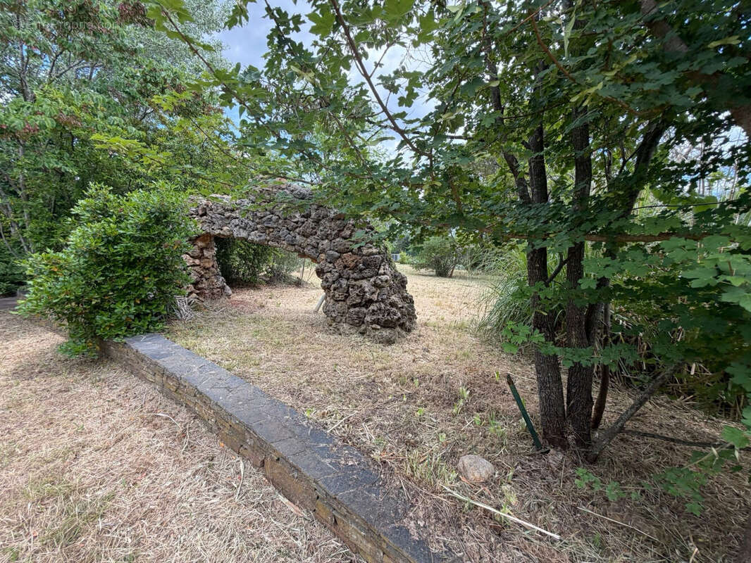 Maison à LE LUC