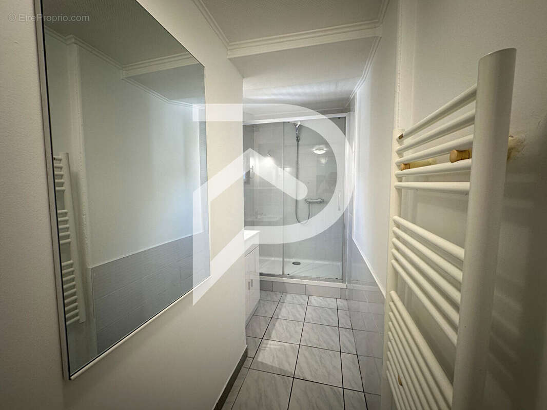 Maison à LE PLESSIS-BELLEVILLE