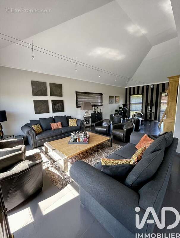 Photo 9 - Maison à MONT-SAINT-ELOI