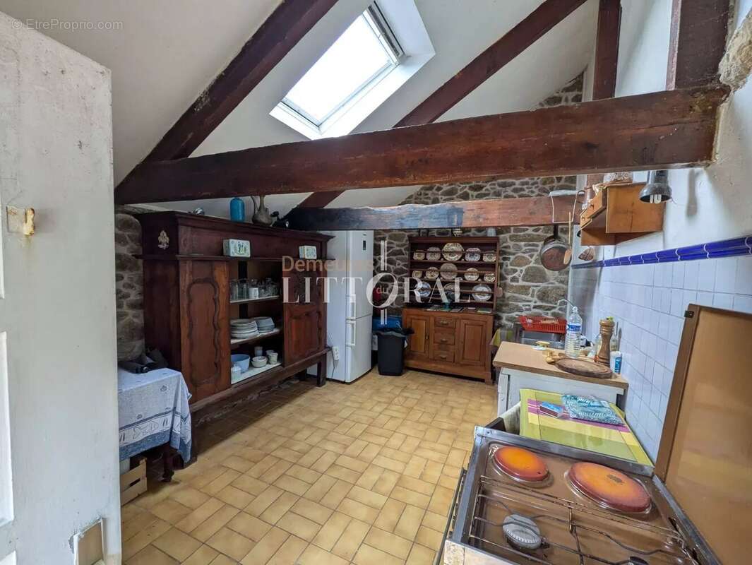 Maison à LAMPAUL-PLOUARZEL