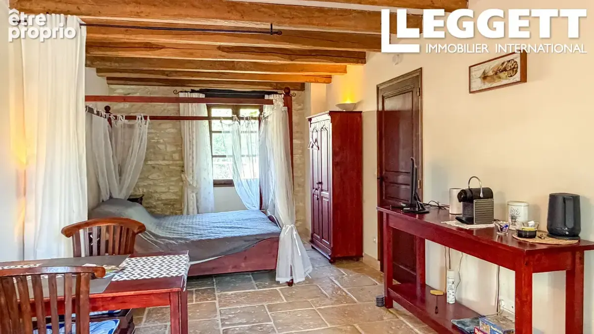 Grande villa de caractère, 8 chambres, gite, piscine, 13 ha – environnement magnifique à Gourdon - photo 8