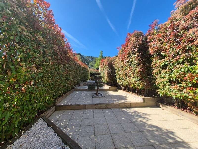 Maison à SOLLIES-VILLE