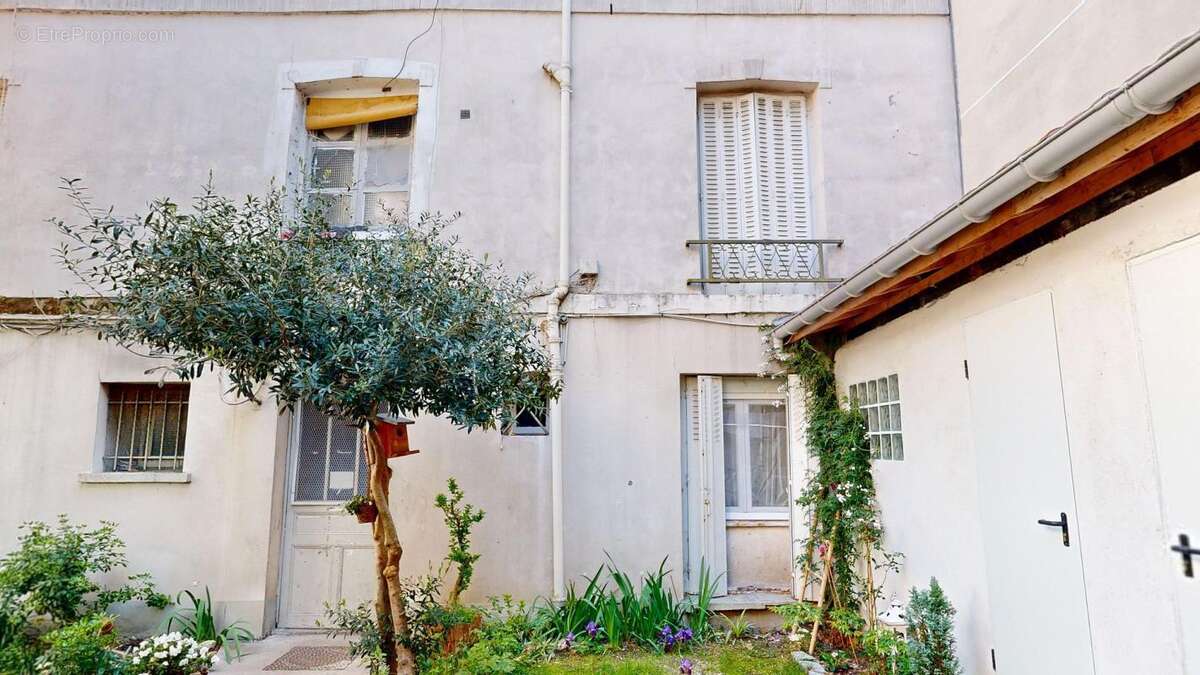 Appartement à CLICHY