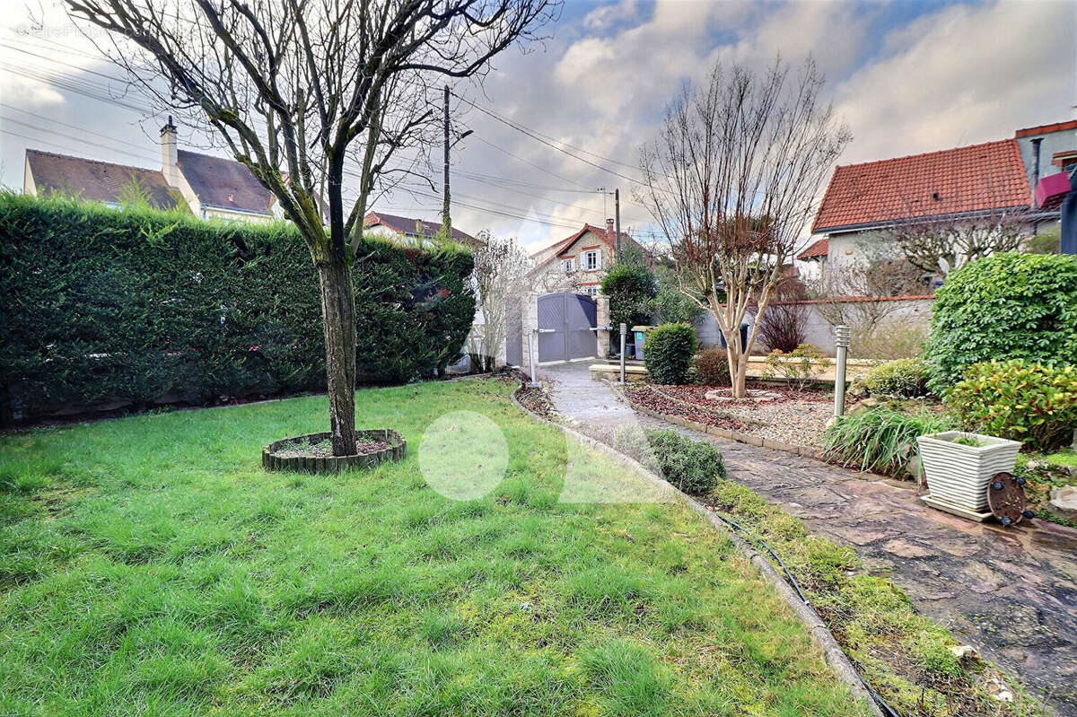 Maison à FRANCONVILLE