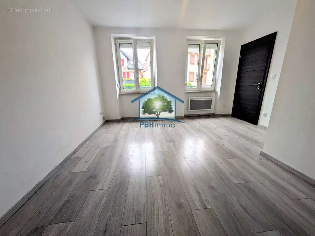 Maison à DOSSENHEIM-SUR-ZINSEL