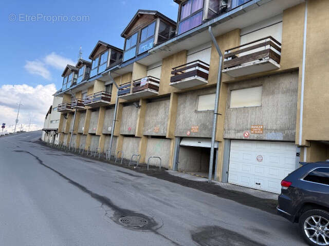 Parking à SAINT-LARY-SOULAN