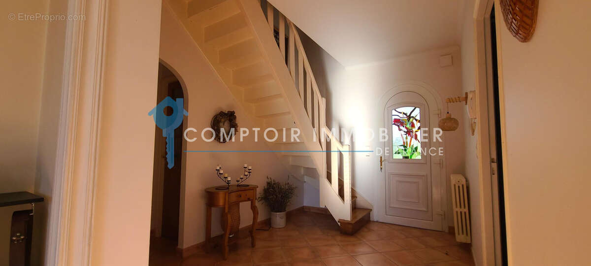 Dpt Haute-Garonne 31 - A vendre Ganties 31- Maison de ville T7 de 368 m2 sur terrain de 4490 m2 avec piscine e - photo 5