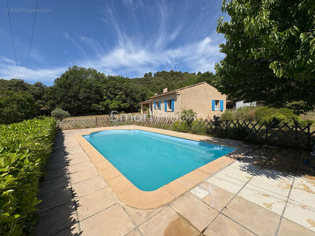 Maison à ALLEMAGNE-EN-PROVENCE