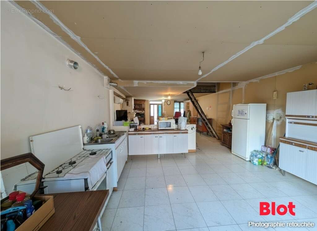 Maison 143 m² à Grand-Fougeray  - photo 5