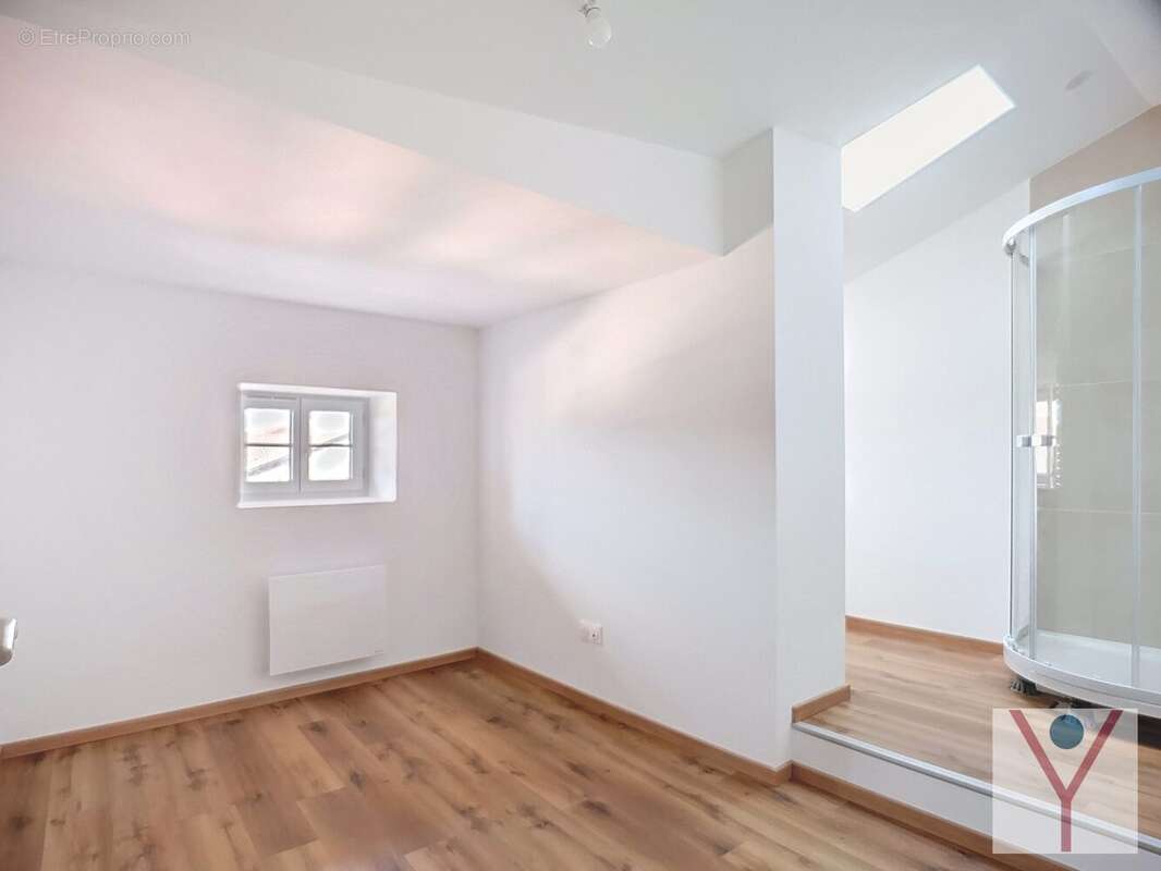 Appartement à THOISSEY