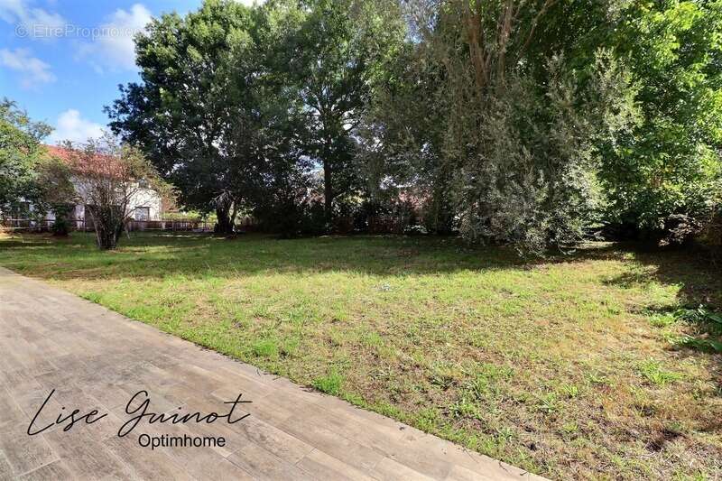 Maison à MAREIL-SUR-MAULDRE