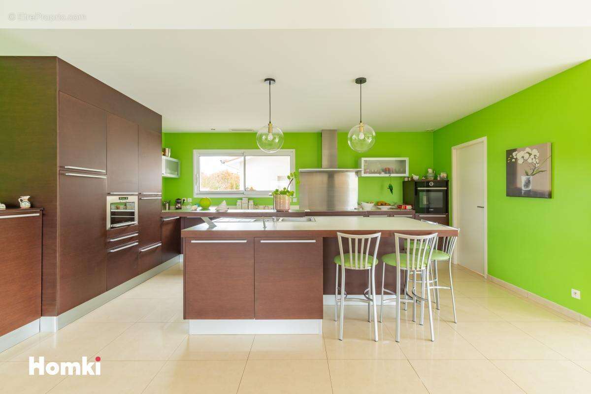 Maison à PECHBONNIEU