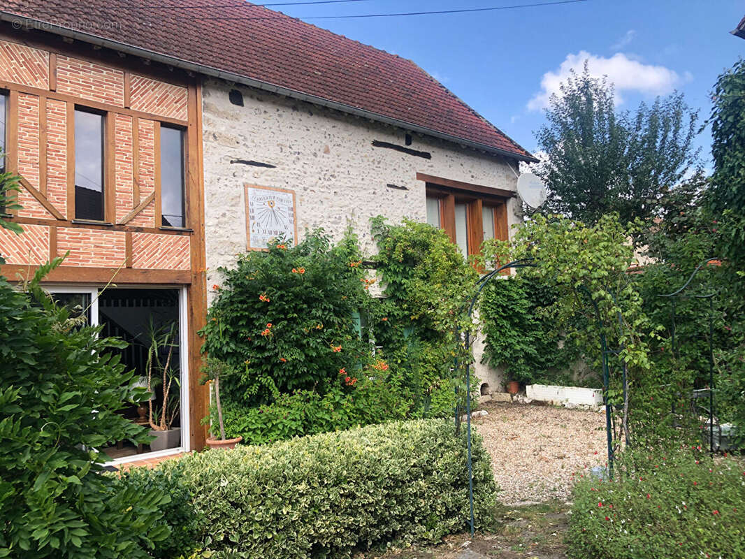 Maison à GOMMECOURT