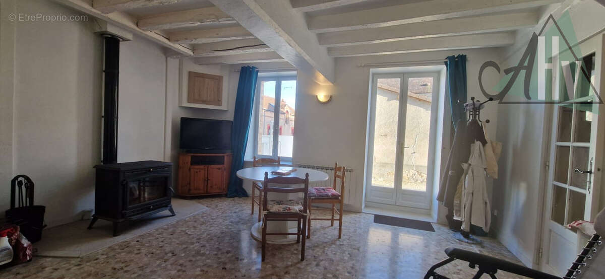 Maison à FONTAINE-FOURCHES