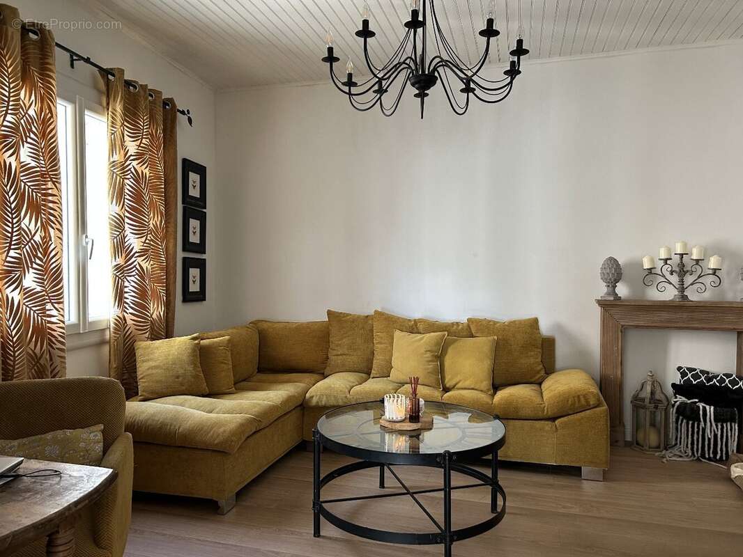 Maison à CALVISSON
