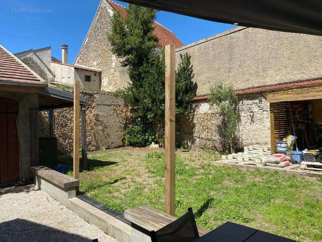Maison à BRIE-COMTE-ROBERT