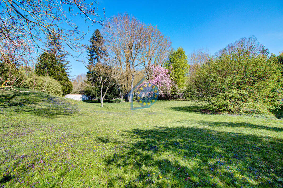 Maison à MANTES-LA-VILLE