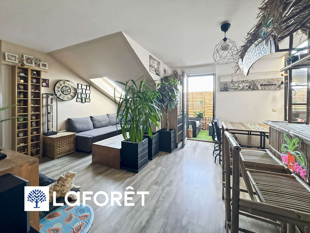 Appartement à RIS-ORANGIS