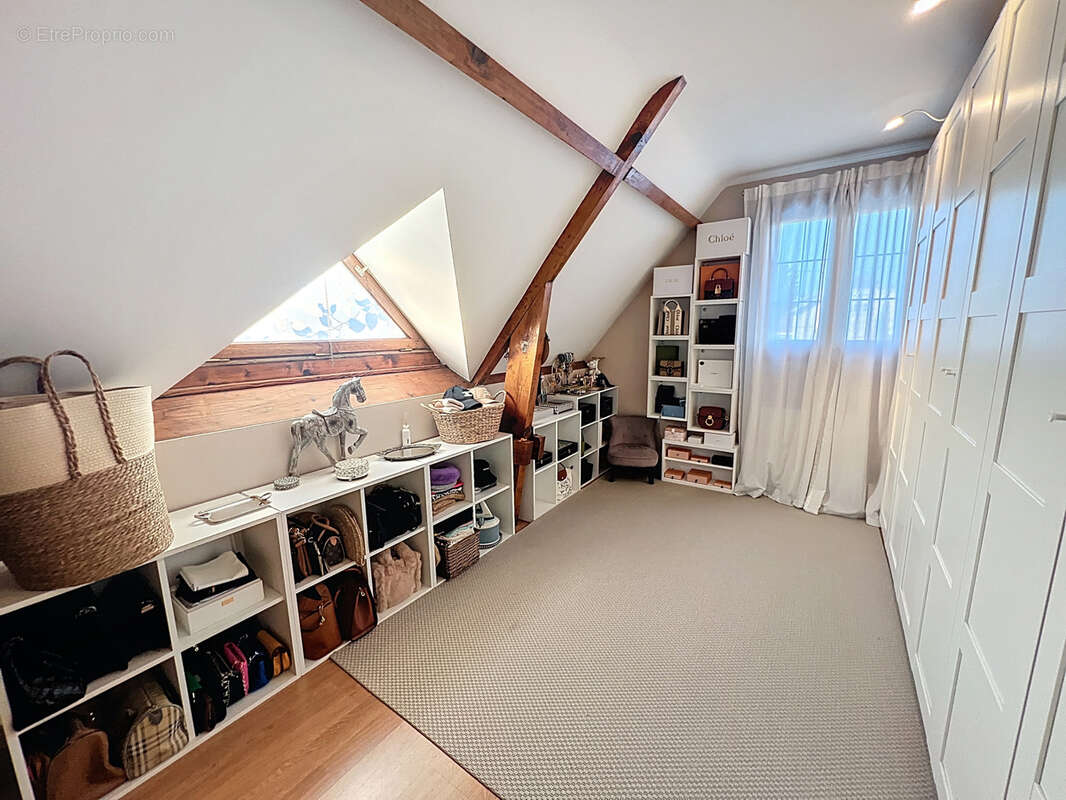 Maison à PARAY-VIEILLE-POSTE