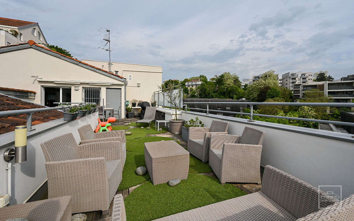 Appartement à LYON-9E