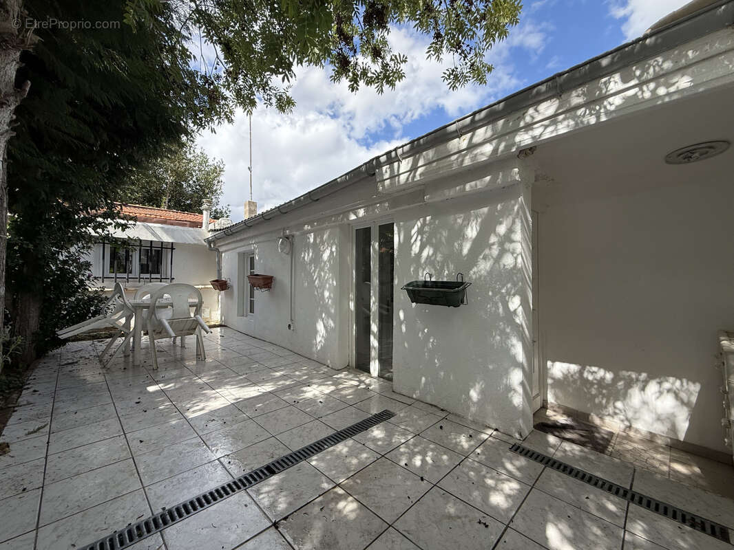 Maison à LE BLANC-MESNIL