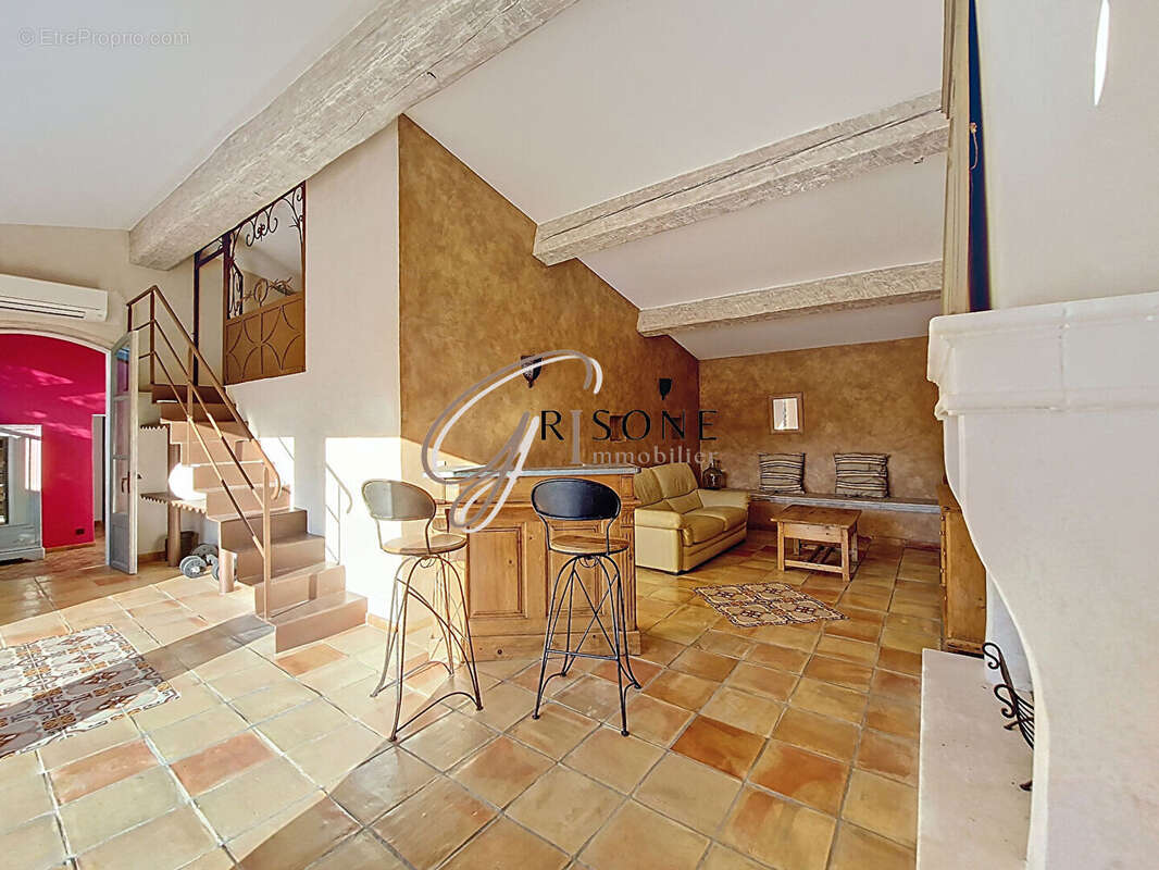 Maison à SIX-FOURS-LES-PLAGES